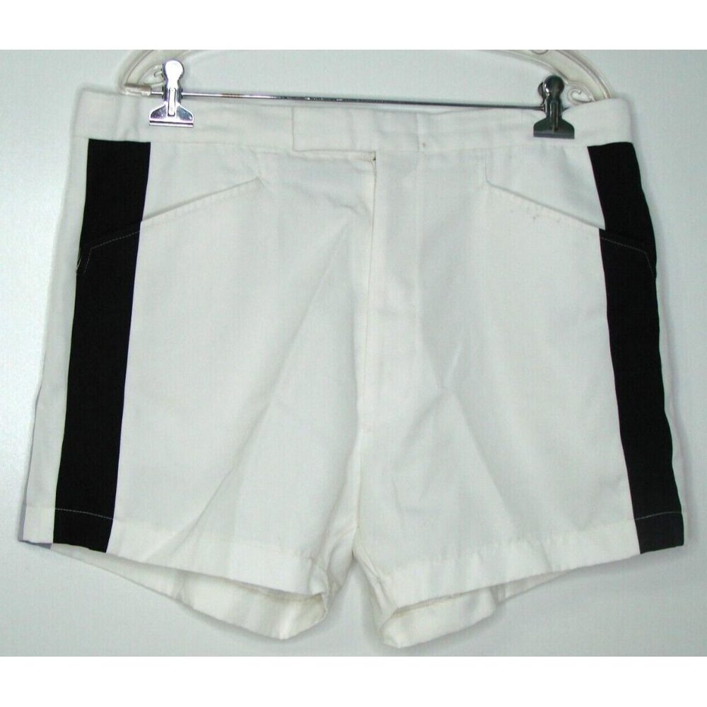 Bravado White Black Gray Stripe Tennis Shorts Mens Size 40 Pockets Poly Vtg 1970
